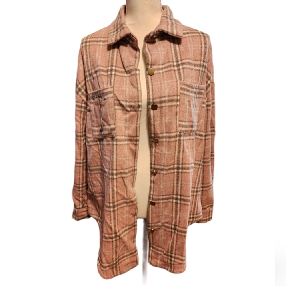 Plaid button‎ down pink/gray shacket